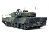 Leopard 2A4 Main Battle Tank "Finland" Finnish Army "Armor Premium" Series 1/72 Diecast Model by Panzerkampf