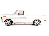 1969 Ford F-100 Pickup Truck Cream "Maxx Design" Series 1/24 Diecast Model by Motormax
