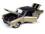 1970 Chevrolet Chevelle SS Tricentennial Gold with Black Stripes and Vinyl Top "Muscle Car & Corvette Nationals" (MCACN) "American Muscle" Series 1/18 Diecast Model Car by Autoworld