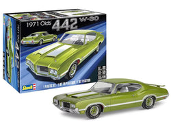 1971 Oldsmobile 442 W-30 1/25 Scale Plastic Model Kit (Skill Level 5) by Revell
