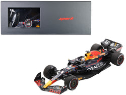 Red Bull Racing RB18 #1 Max Verstappen "Oracle" Winner Formula One F1 Abu Dhabi GP (2022) with Acrylic Display Case 1/18 Model Car by Spark