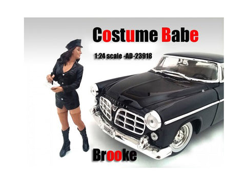 "Costume Babe - Brooke" Figure For 1:24 Scale Models by American Diorama