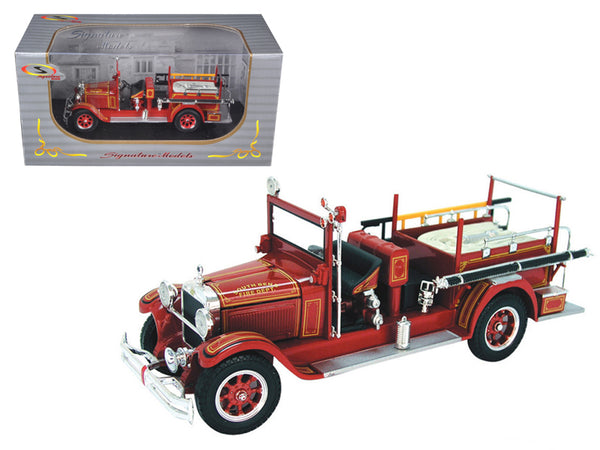 1928 Studebaker Fire Engine 1/32 Diecast Model by Signature Models