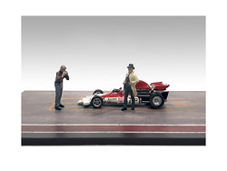 "Race Day" #3 (2 Piece Figure Set) for 1/43 Scale Models by American Diorama