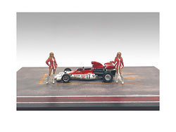 "Race Day" #6 (2 Piece Figure Set) for 1/43 Scale Models by American Diorama