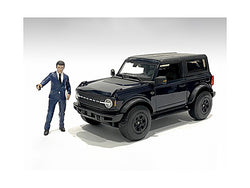 "The Dealership" Male Salesperson Accessory Figure for 1/24 Scale Models by American Diorama