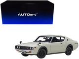 Nissan Skyline 2000GT-R (KPGC110) RHD (Right Hand Drive) White 1/18 Model Car by AUTOart