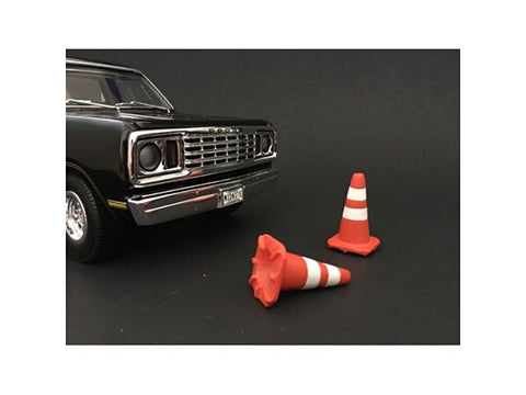 "Traffic Cones" (4 Piece Set) For 1/18 Diecast Models by American Diorama