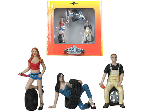 Val, Andie and Derek Tire Brigade (3 Piece Figure Set) 1/24 by Motorhead Miniatures