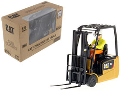 CAT Caterpillar EP16(C)PNT EP13-20 (C)PNT Range Lift Truck with Operator Core Classics Series 1/25 Diecast Model by Diecast Masters
