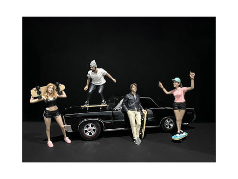 "Skateboarders" (4 Piece Figure Set) with skateboards for 1/24 Scale Models by American Diorama
